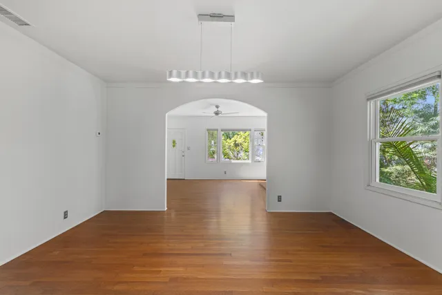 $1,250,000 | 917 West Victoria Street, Santa Barbara, CA 93101