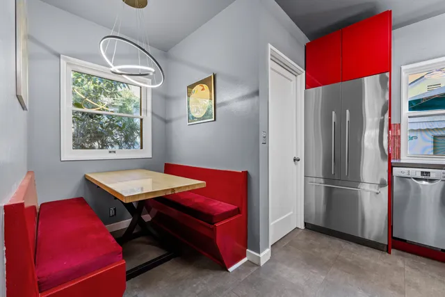 $1,250,000 | 917 West Victoria Street, Santa Barbara, CA 93101