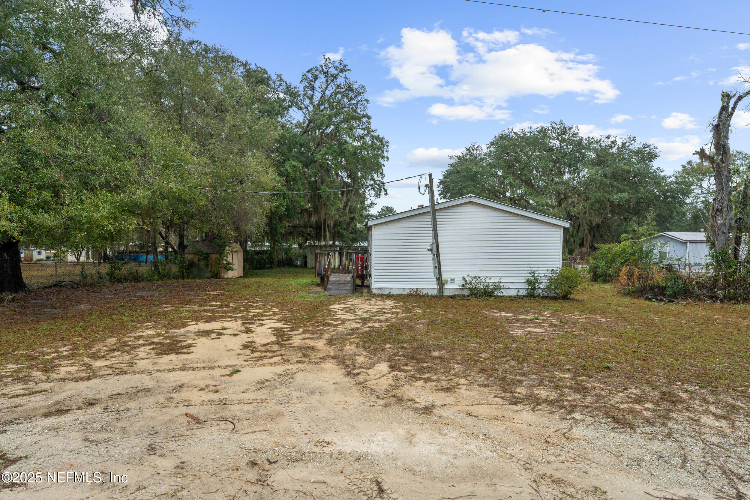 107 Orchid Road Interlachen, FL 32148 - Photo 20 of 23 _a748276
