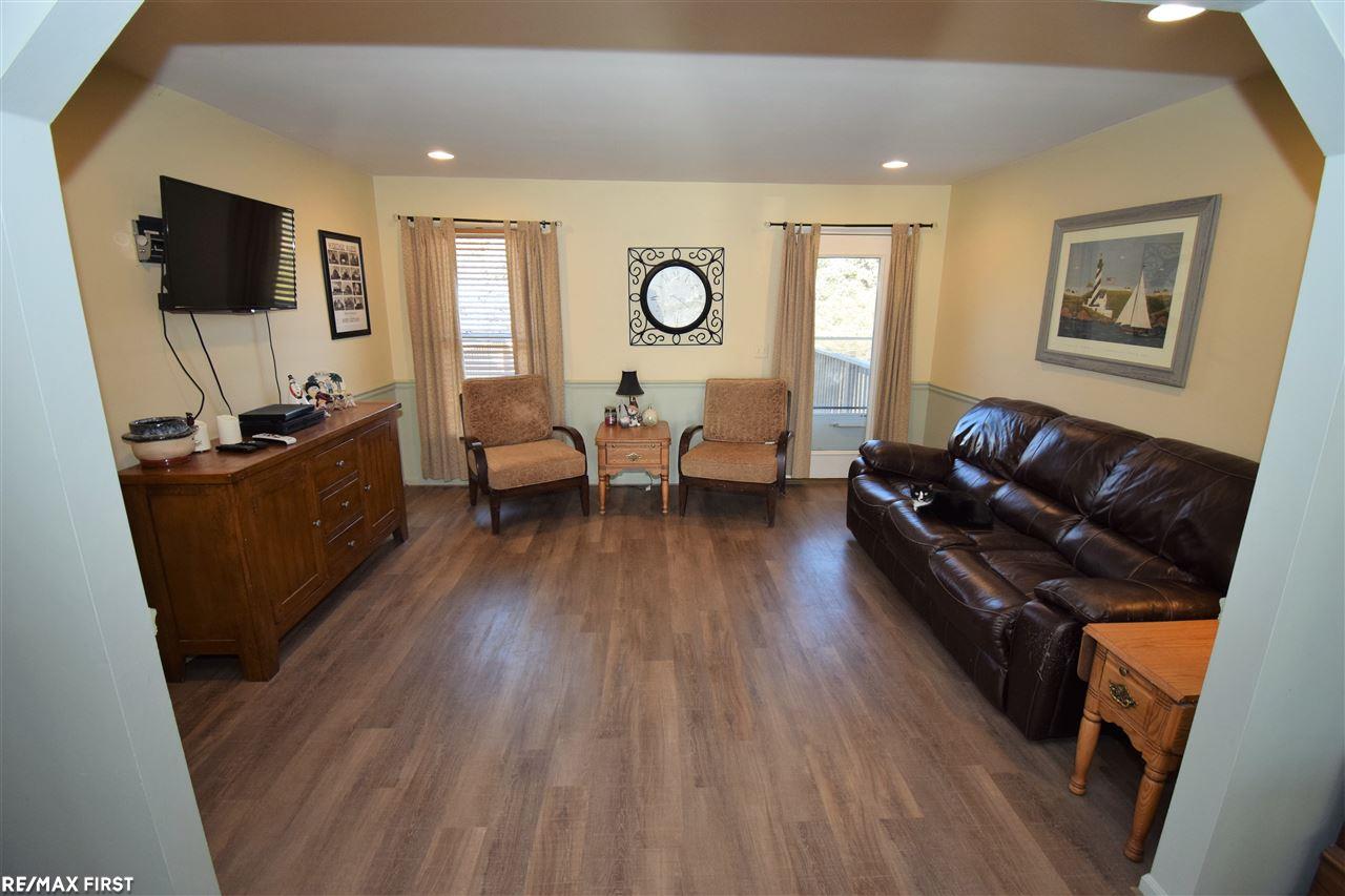 18275 Pratt Road Armada, MI 48005 - Photo 19 of 41 31368154-18.JPG