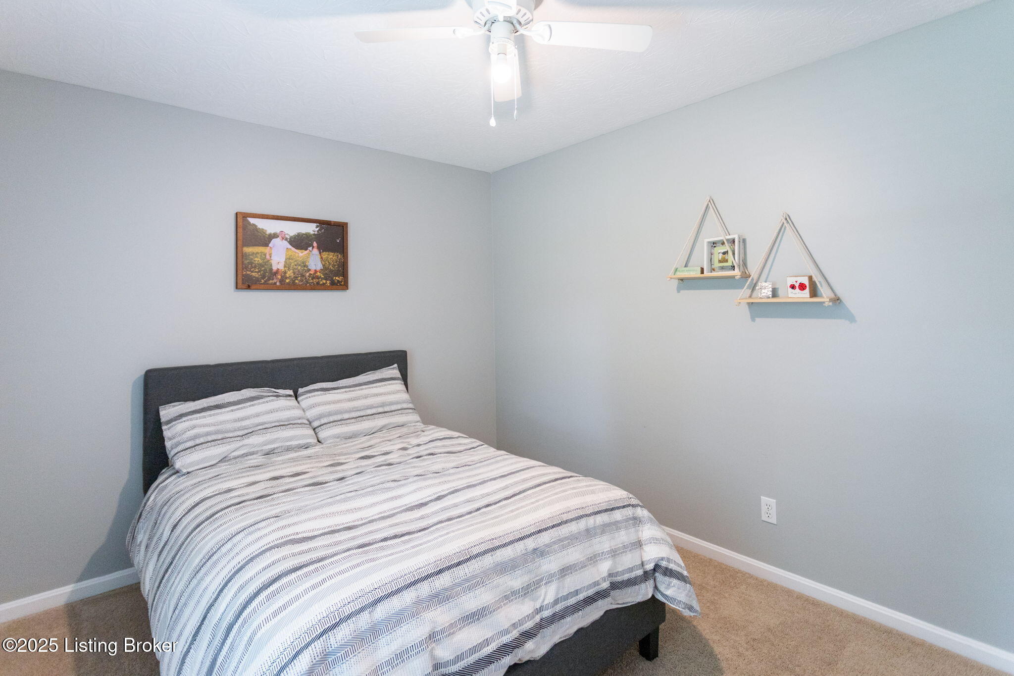 405 Forest Ridge Drive Mount Washington, KY 40047 - Photo 27 of 42 405 Forest Ridge Dr-38