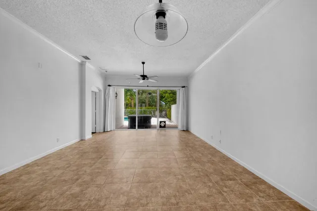 $599,000 | 212 Kensington Way, Royal Palm Beach, FL 33414