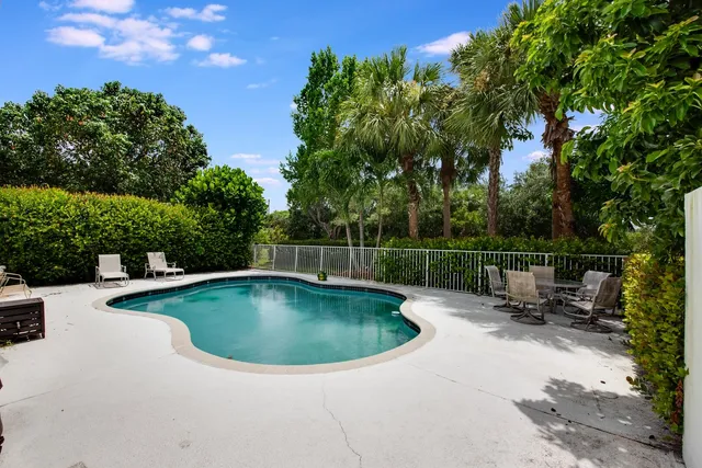 $599,000 | 212 Kensington Way, Royal Palm Beach, FL 33414