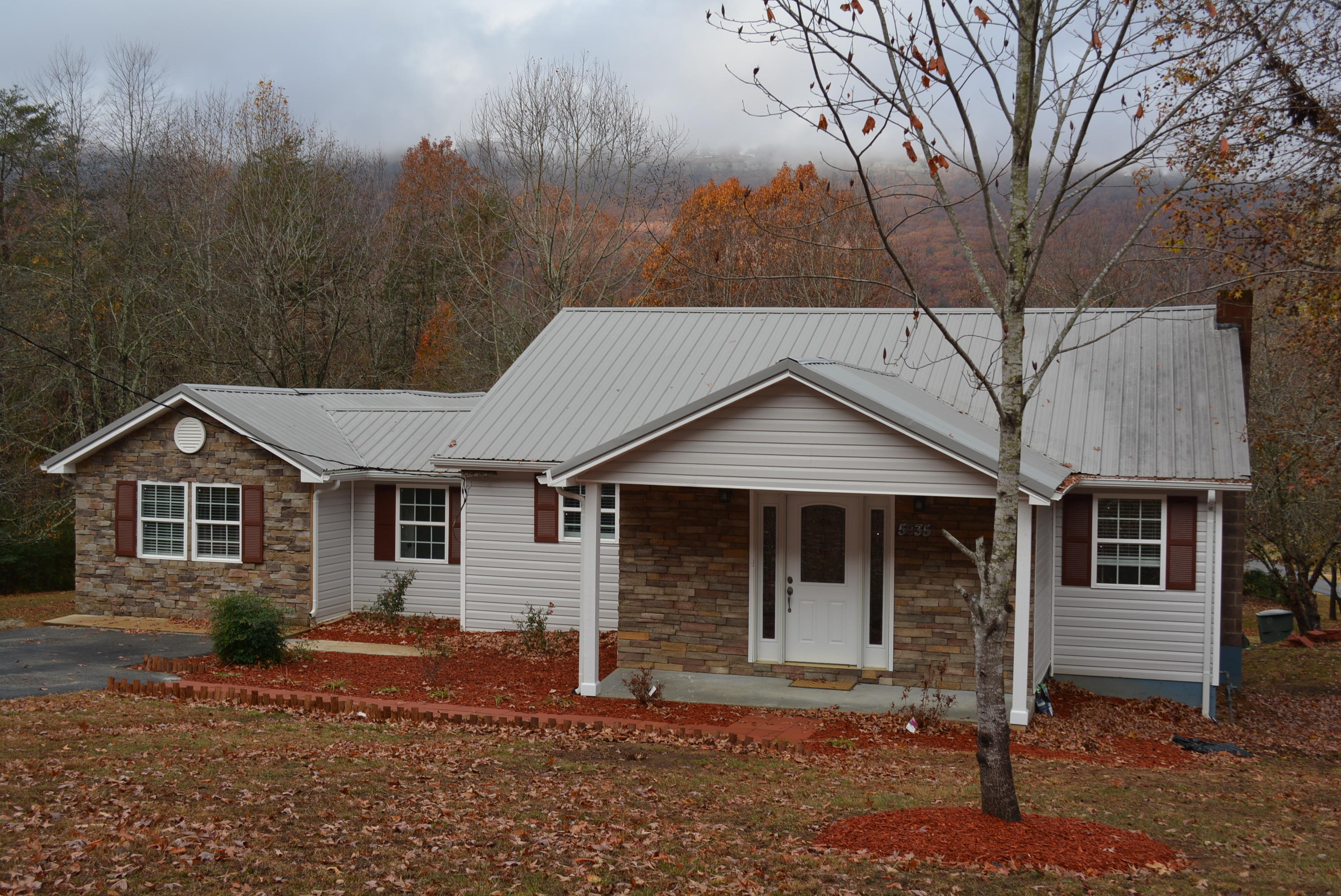 5935 Browntown Road Chattanooga, TN 37415 - Photo 2 of 36 DSC_0127