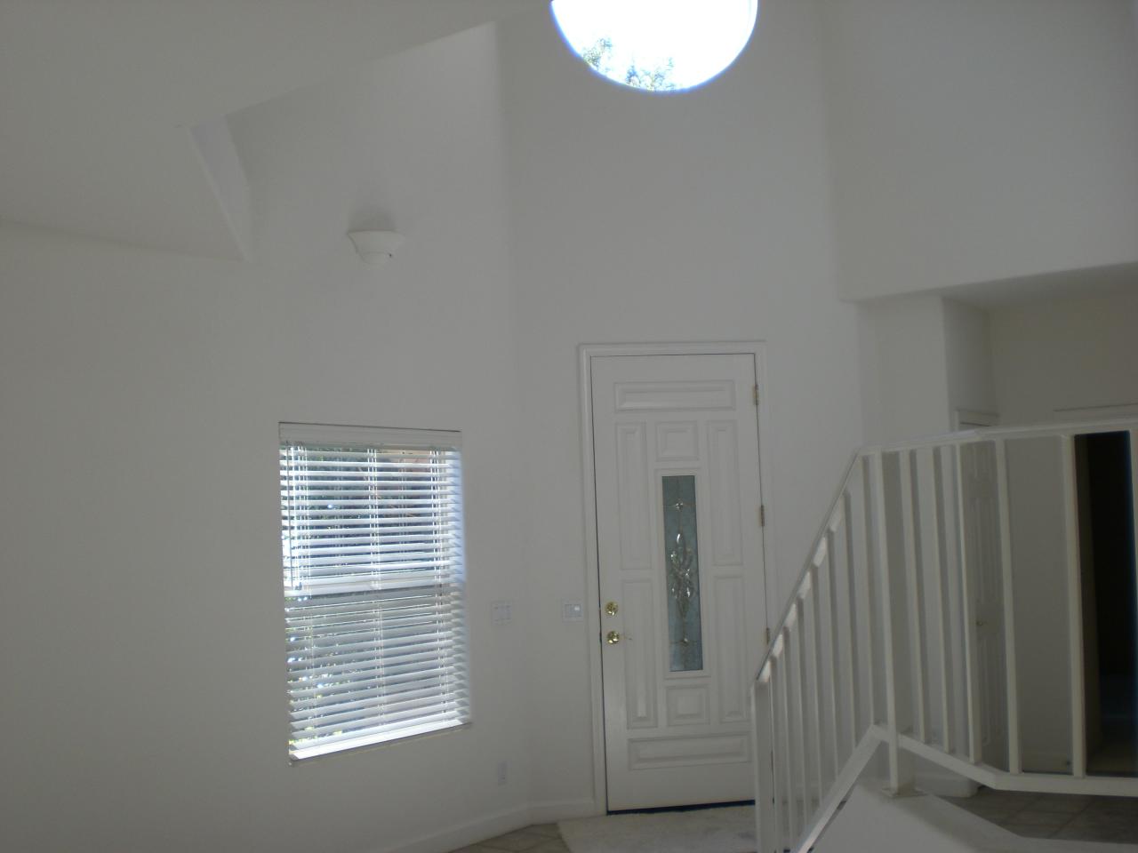 4706 Greenway Road Santa Barbara, CA 93110 - Photo 3 of 10 Inside 18ft. entry ceiling