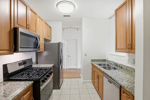 $865,000 | 1111 25th Street Northwest, Unit 906, Washington, DC 20037