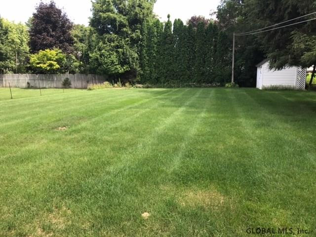 2062 Careleon Road Rotterdam, NY 12303 - Photo 2 of 14 Photo 2