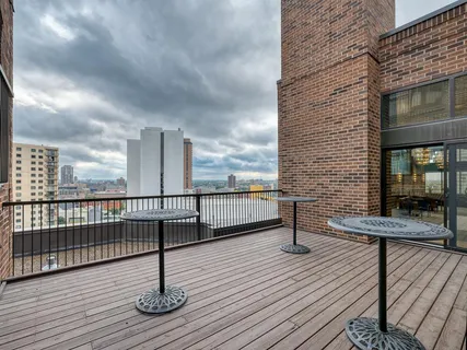 $325,000 | 1235 Yale Place, Unit 609, Minneapolis, MN 55403