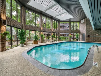 $325,000 | 1235 Yale Place, Unit 609, Minneapolis, MN 55403