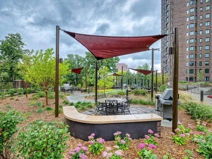 $325,000 | 1235 Yale Place, Unit 609, Minneapolis, MN 55403