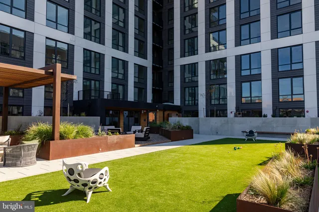 $784,000 | 255 West Falls Station Boulevard, Unit 405, Falls Church, VA 22043