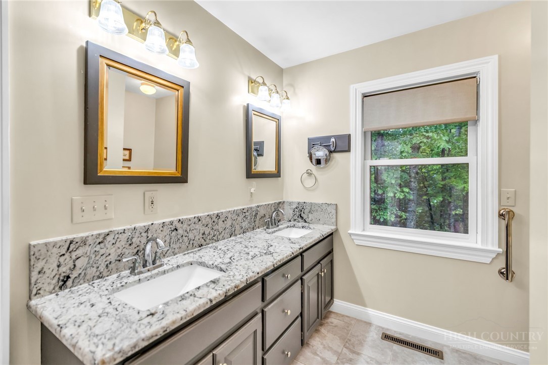 1142 Hartzog Ford Road West Jefferson, NC 28694 - Photo 25 of 47