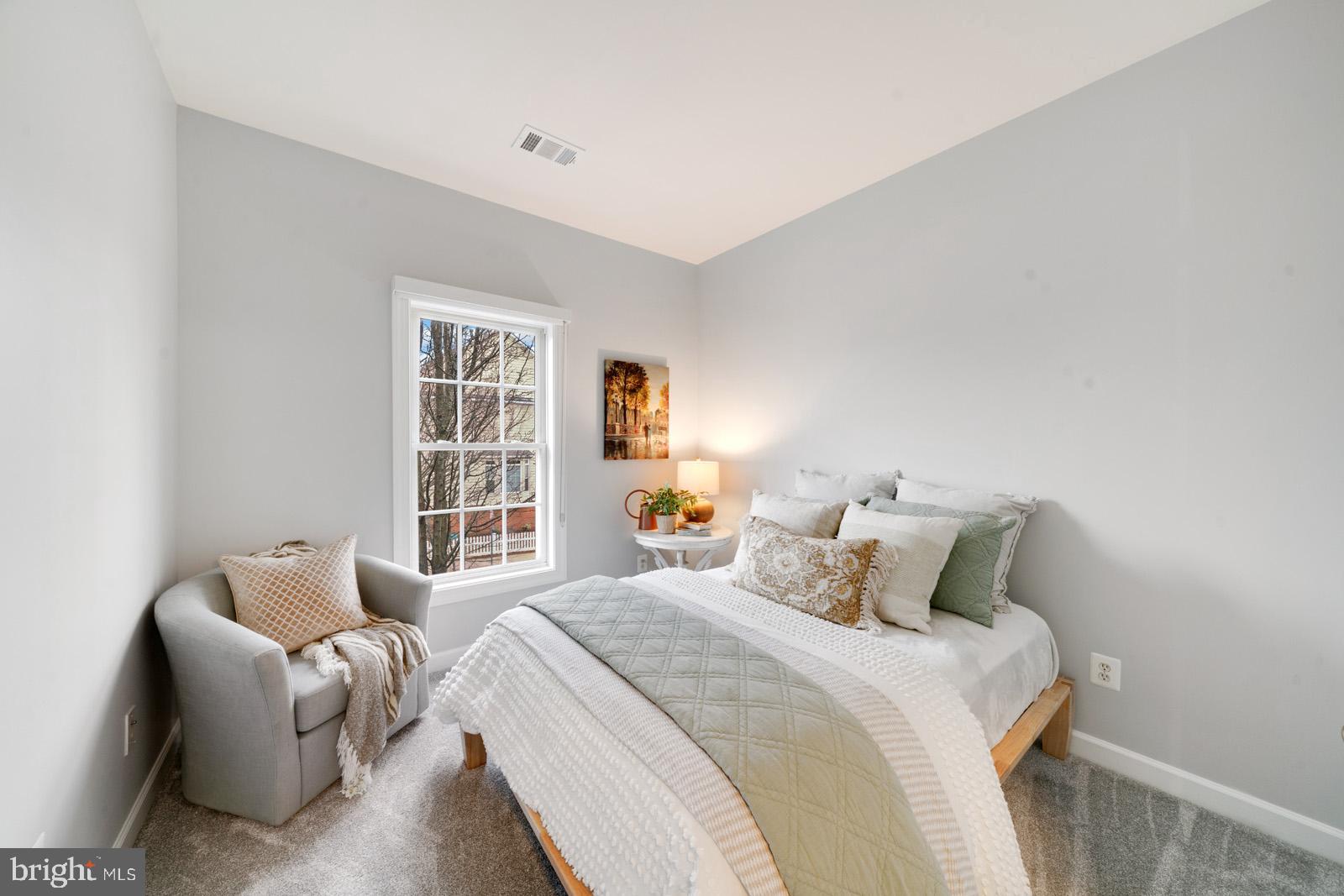 12044 Chestnut Glen Road Clarksburg, MD 20871 - Photo 22 of 52 Bedroom Two