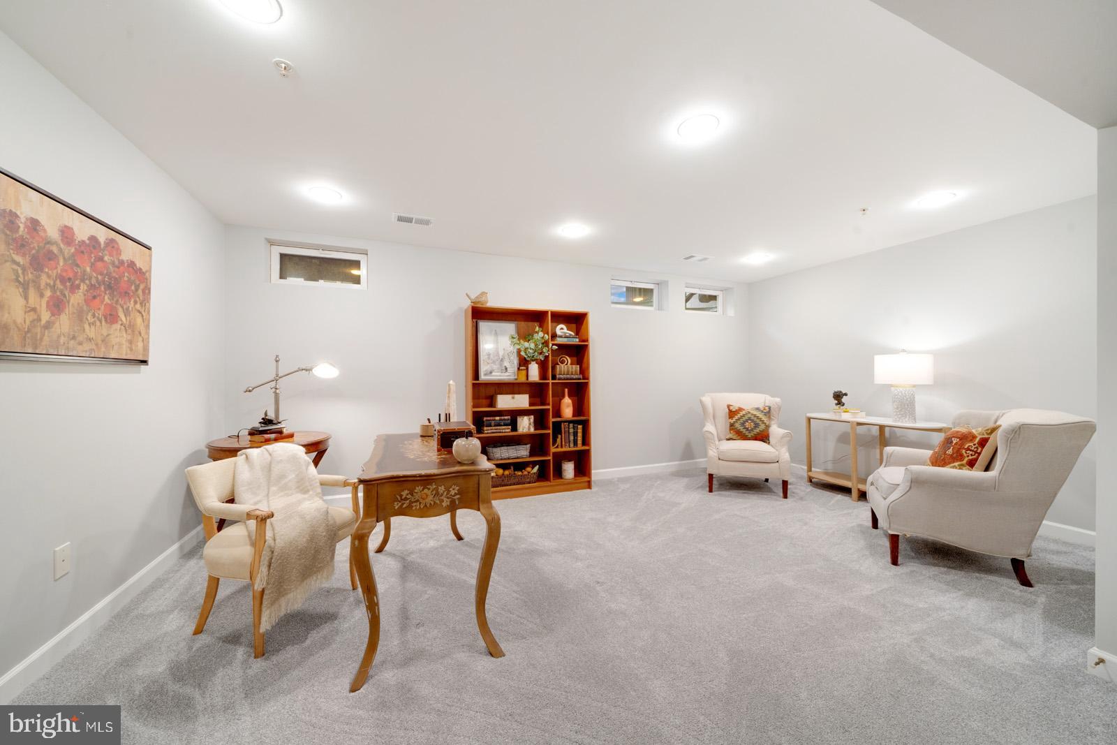 12044 Chestnut Glen Road Clarksburg, MD 20871 - Photo 32 of 52 Rec room