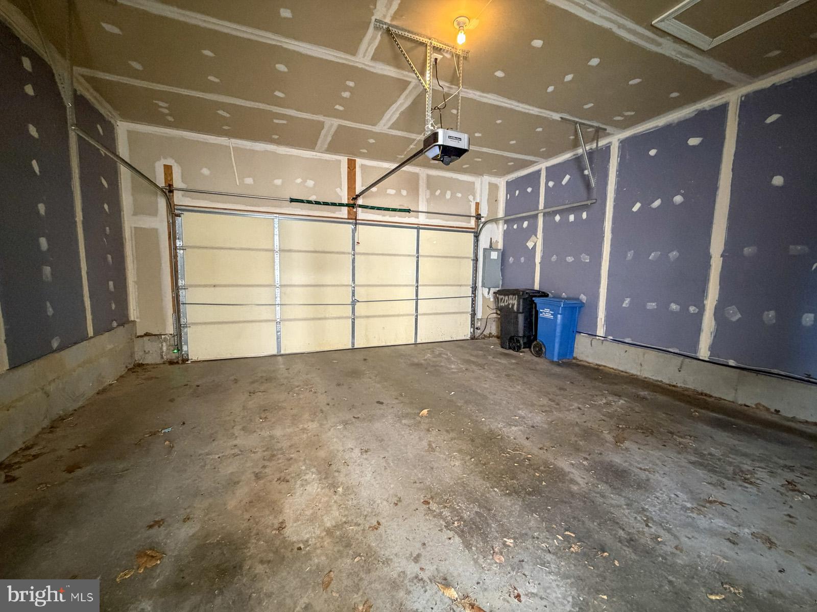 12044 Chestnut Glen Road Clarksburg, MD 20871 - Photo 41 of 52 Detached 2 car garage