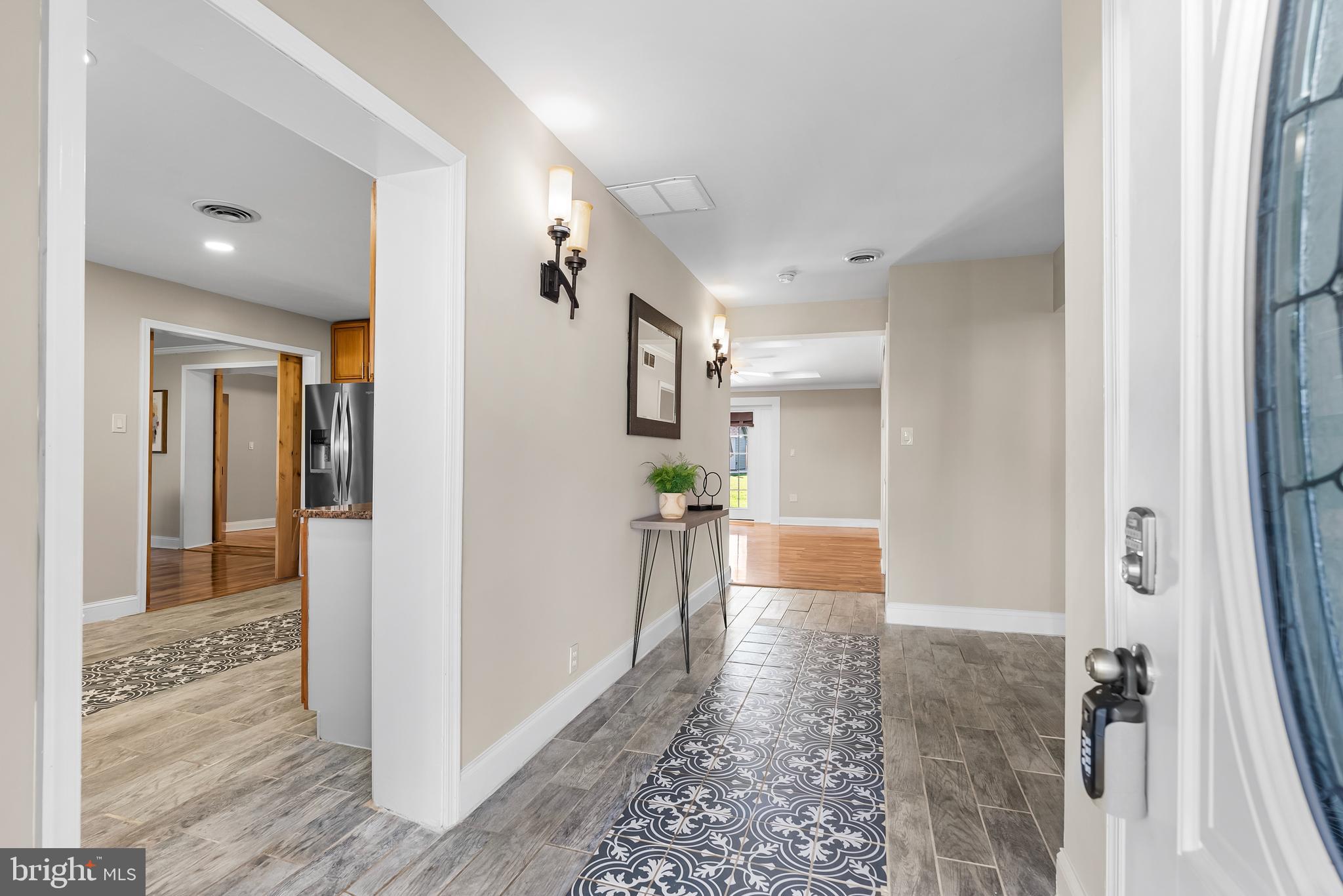 6513 Corkley Road Baltimore, MD 21237 - Photo 8 of 40