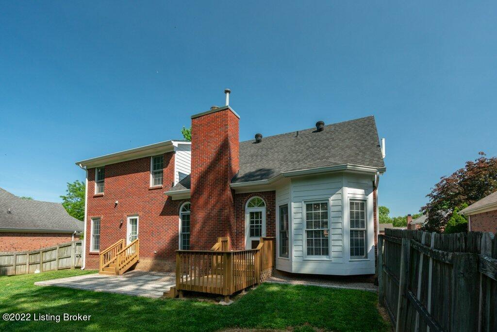 10426 Edgewater Road Louisville, KY 40223 - Photo 29 of 35 backyard