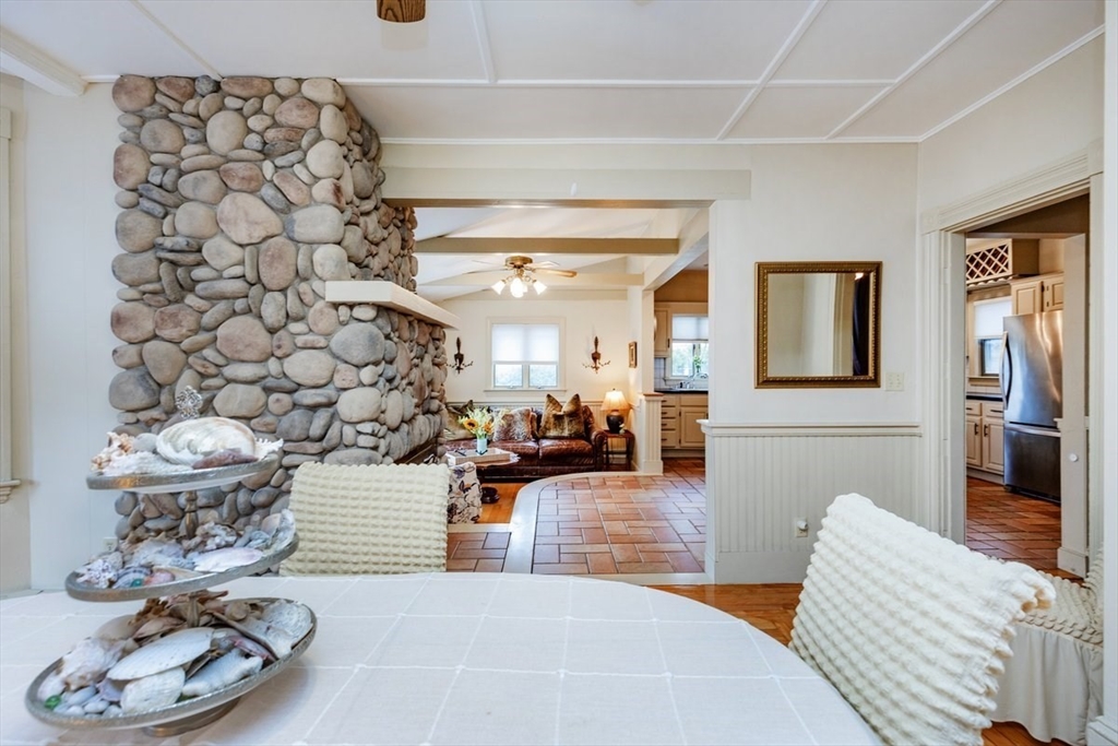 24 Pond Street, Unit 1 Marblehead, MA 01945 - Photo 19 of 40