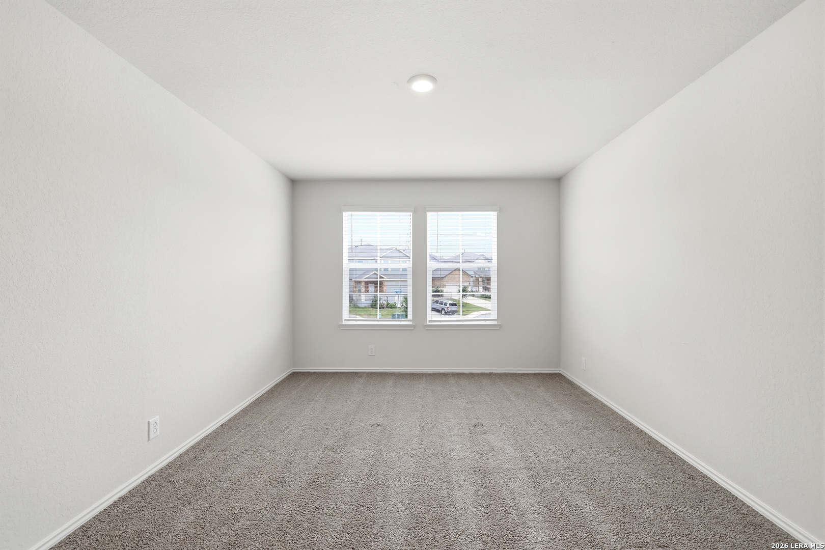6559 Embankment Road San Antonio, TX 78252 - Photo 13 of 29