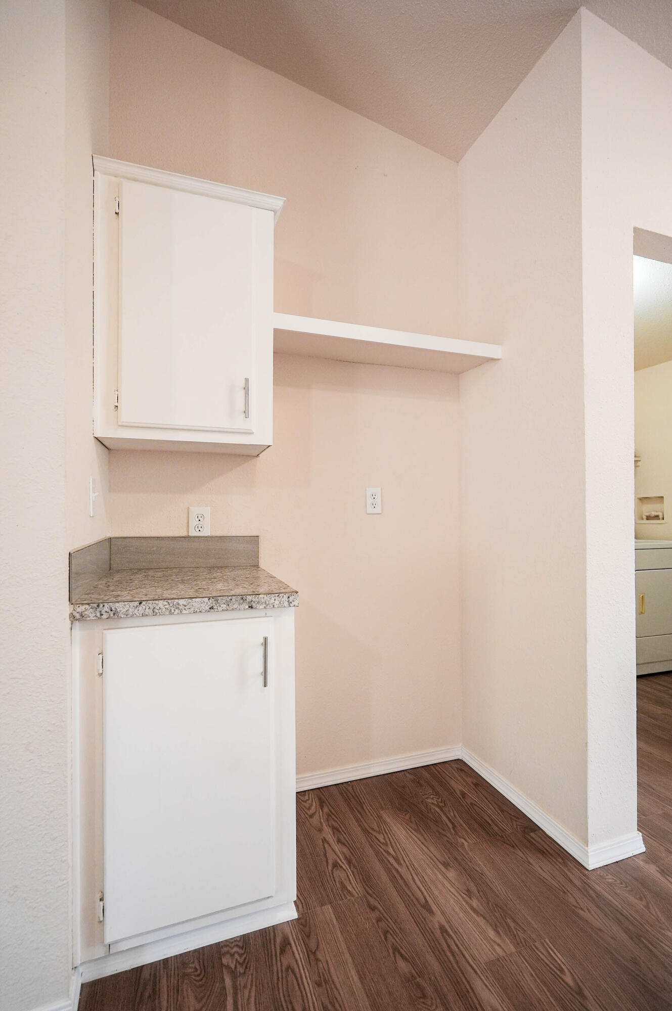25016 Drews Road Chiloquin, OR 97624 - Photo 21 of 54 a view white cabinets and wooden floor