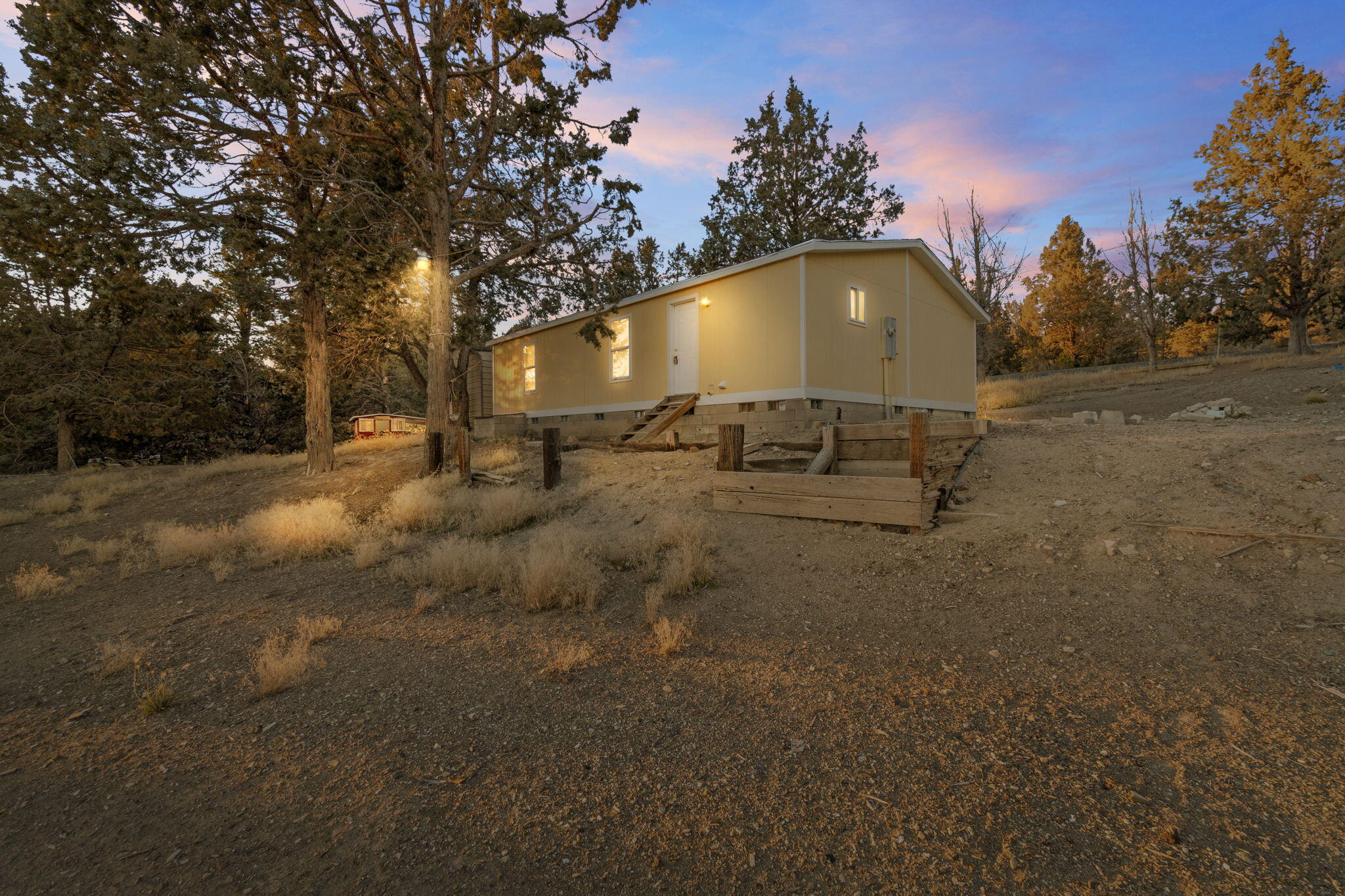 25016 Drews Road Chiloquin, OR 97624 - Photo 7 of 54 a view of a outdoor space with a tree