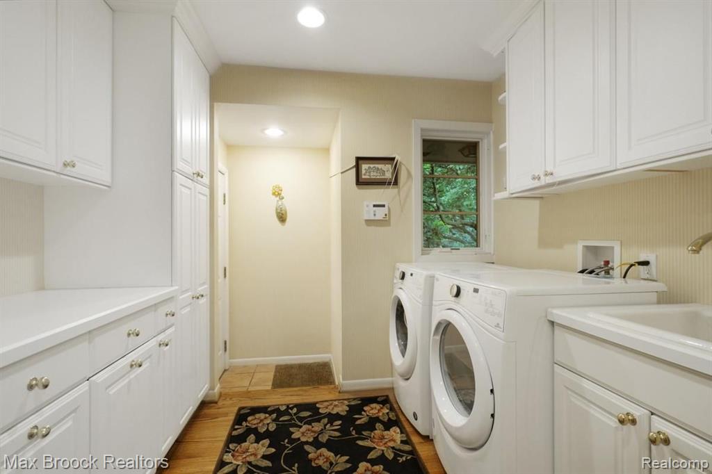 645 Lone Pine Road Bloomfield Hills, MI 48304 - Photo 16 of 34