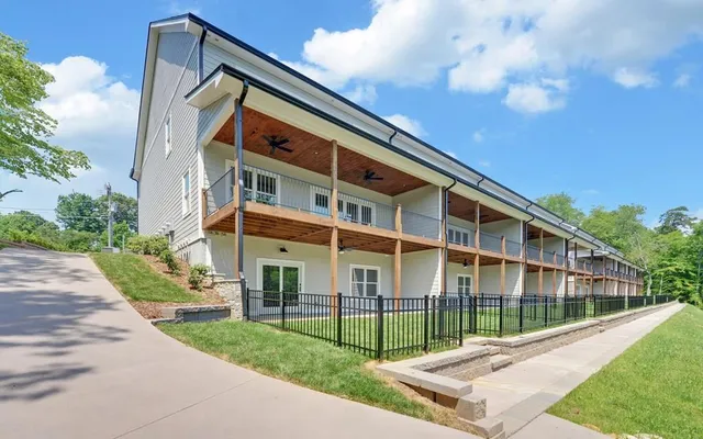 $995,000 | 778 C North Main Street, Hiawassee, GA 30546