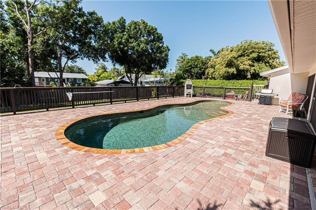 5216 Maple Lane Naples, FL 34113 - Photo 4 of 33 SW Facing Pool View