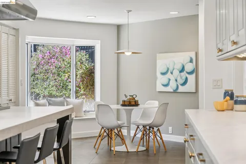 $2,995,000 | 11 Huntleigh Road, Piedmont, CA 94611