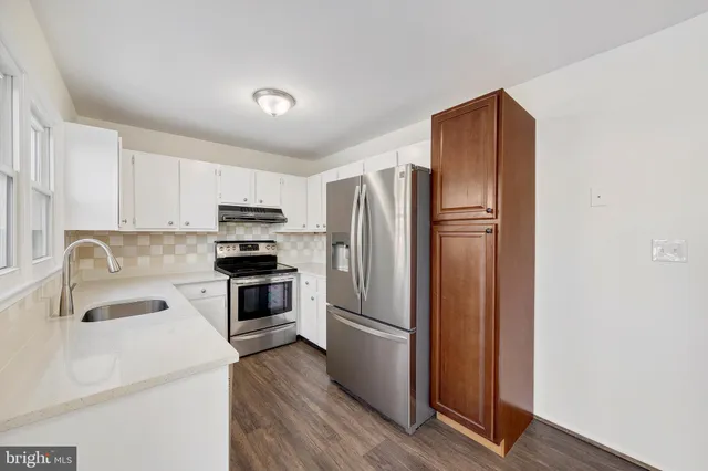 $2,750 | 7662 Sherlock Court, Pasadena, MD 21122