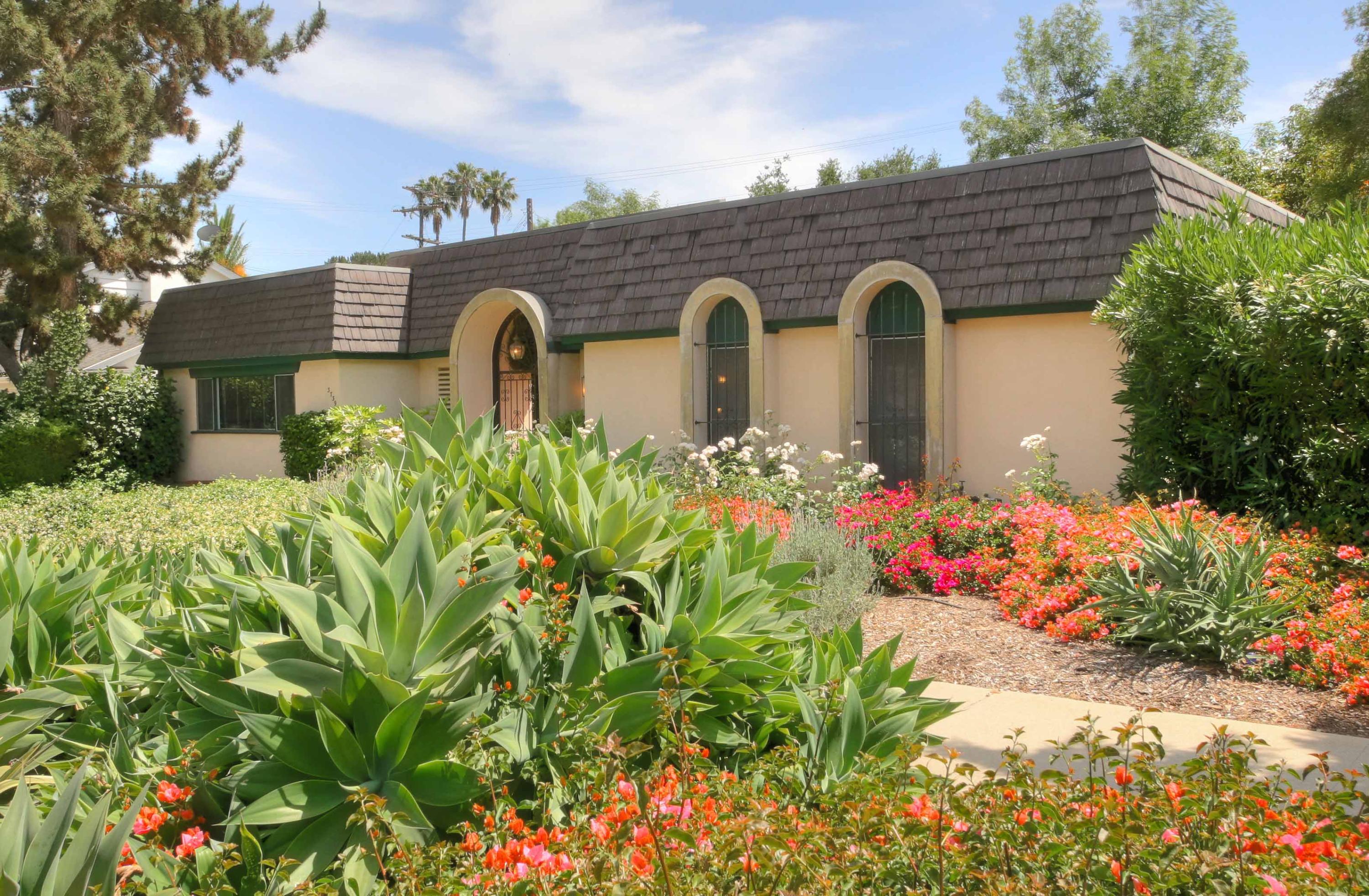 3739 Foothill Road Santa Barbara, CA 93105 - Photo 3 of 20 8063-FrontBougLg72dpiRESZ