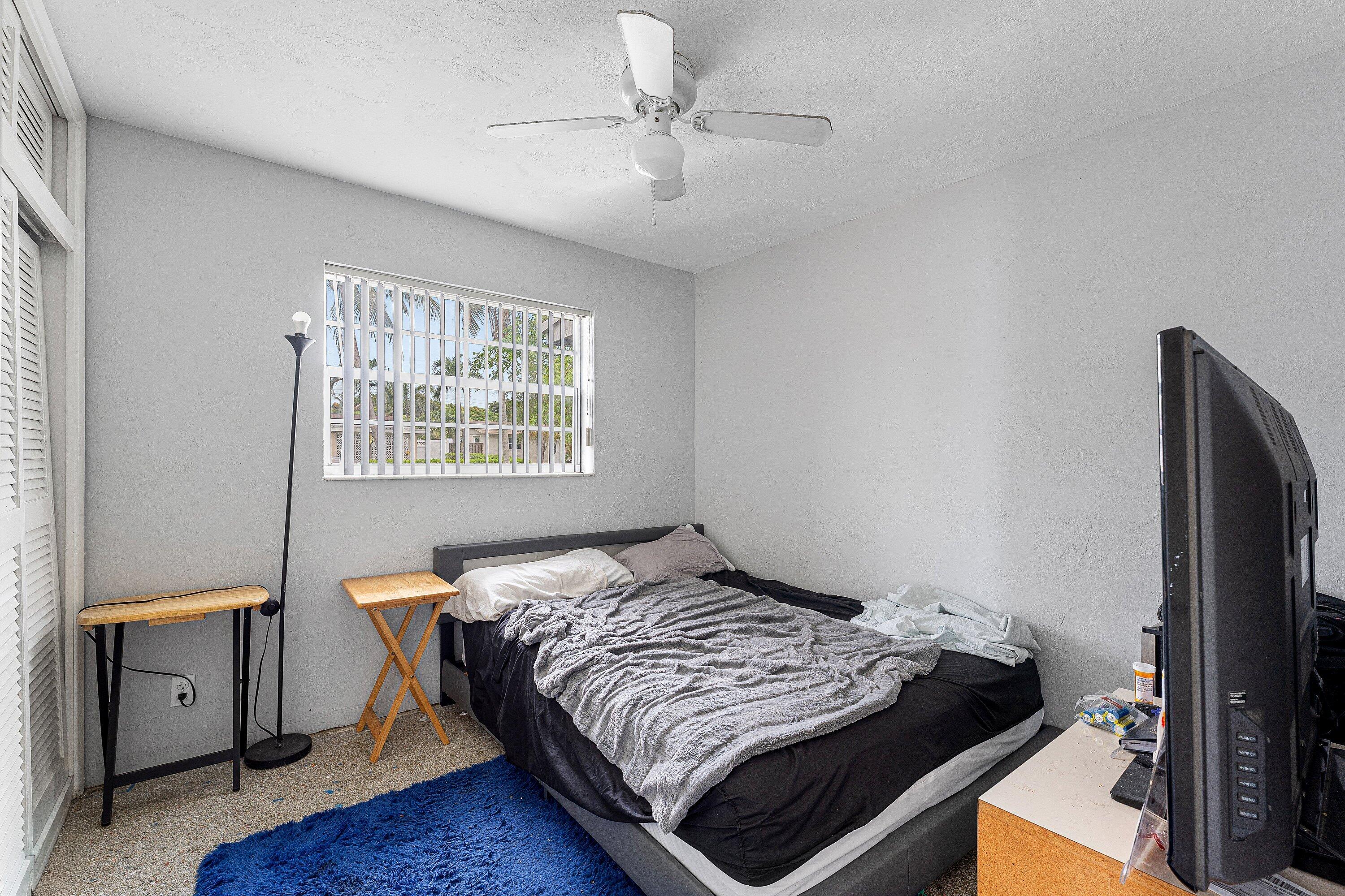 5543 Southwest 7th Street Margate, FL 33068 - Photo 14 of 19 THIRD BEDROOM