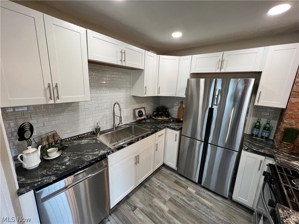 6145 Stanbury Road Parma, OH 44129 - Photo 2 of 20 Gallery Image 2