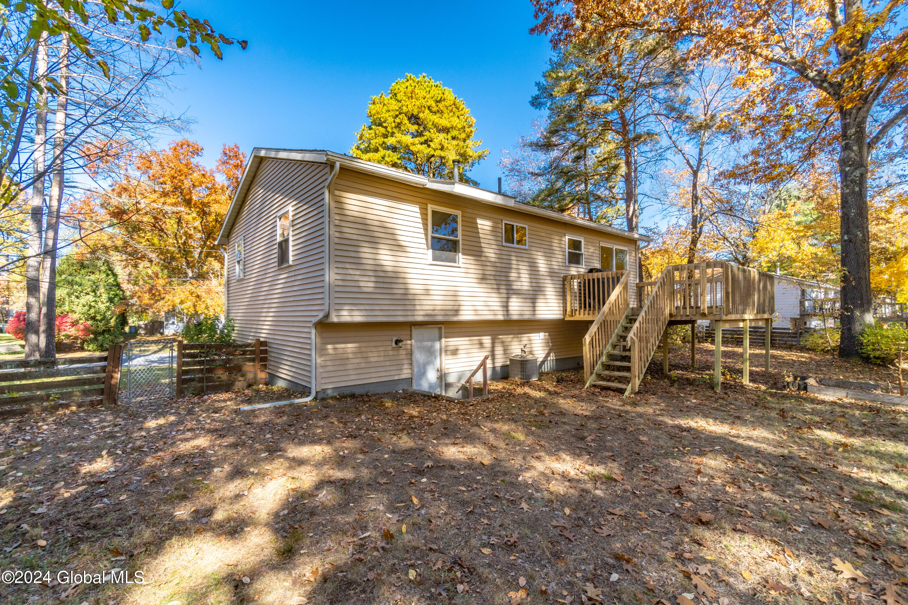 6 Surrey Lane Milton, NY 12020 - Photo 27 of 31 10-6 Surrey Ln-10