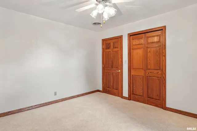 $259,900 | 114 South Blair Street, Virden, IL 62690