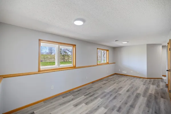 $340,000 | 29640 Broadway Street, Lindstrom, MN 55045