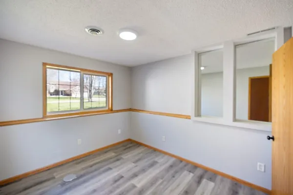 $340,000 | 29640 Broadway Street, Lindstrom, MN 55045