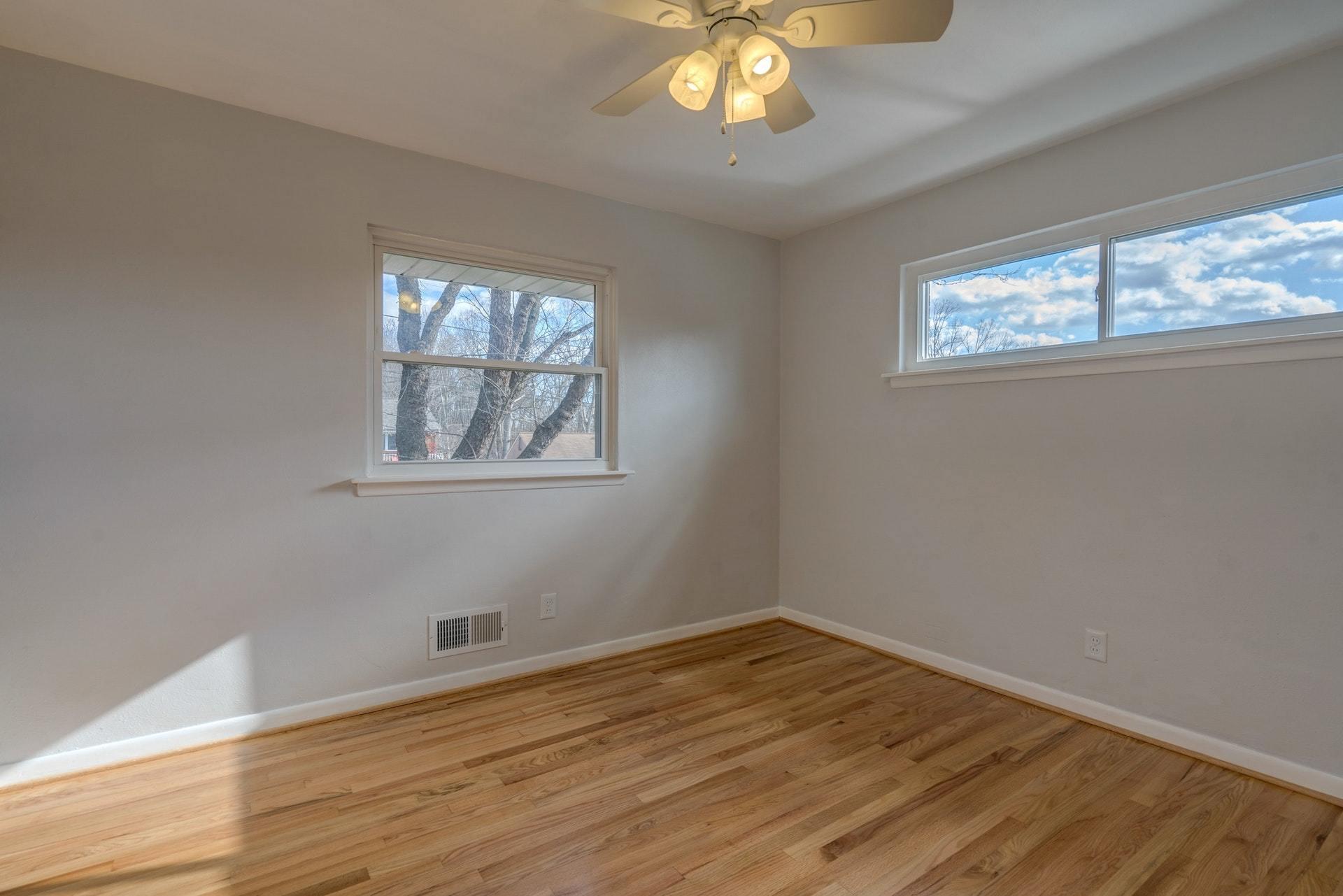 1027 Estates Road Southeast Roanoke, VA 24014 - Photo 14 of 29 Bedroom - 2