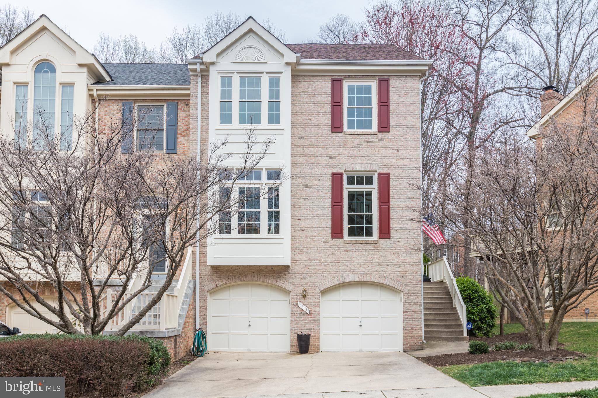 1369 Heritage Oak Way Reston, VA 20194 - Photo 1 of 48
