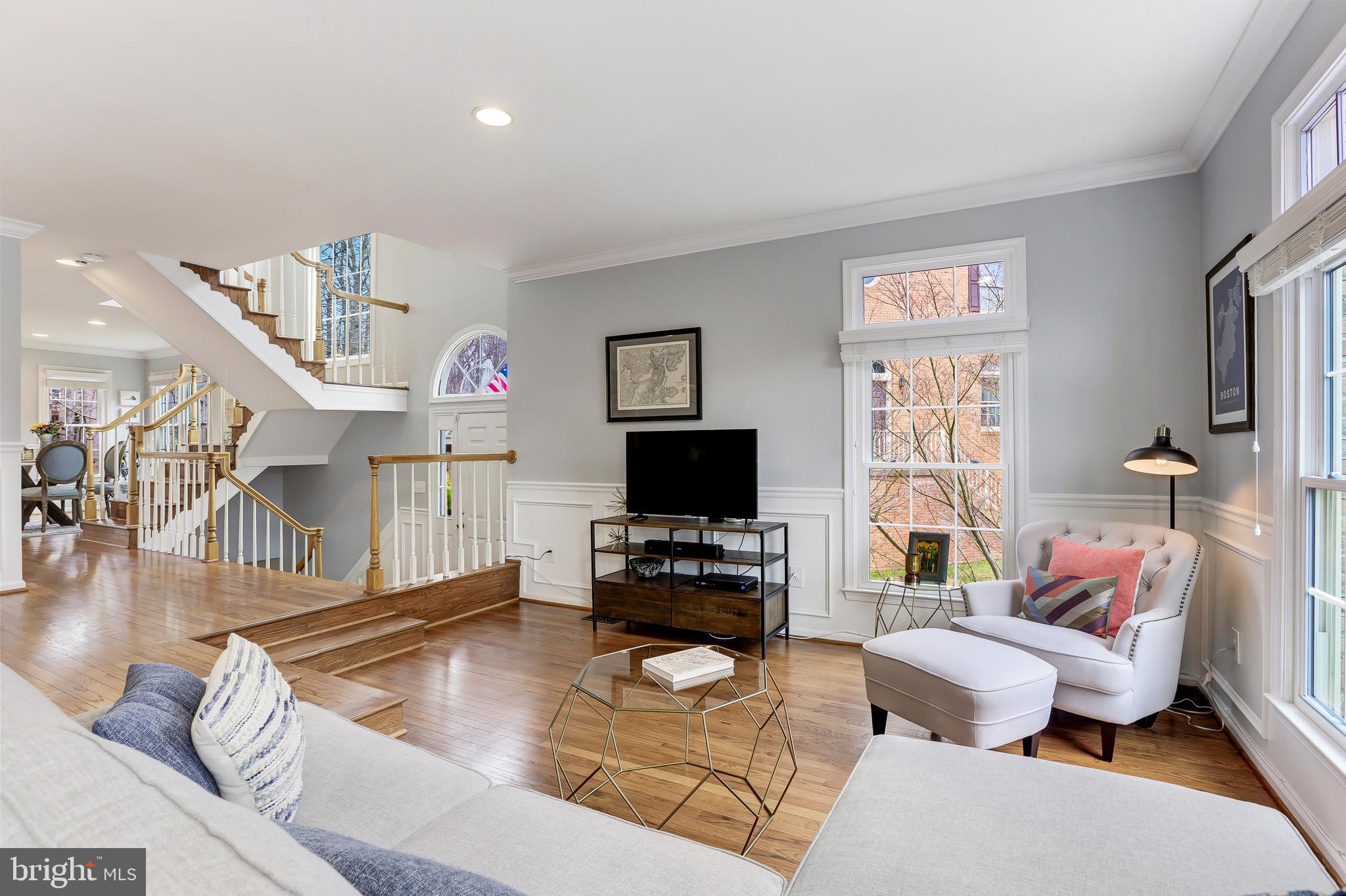 1369 Heritage Oak Way Reston, VA 20194 - Photo 13 of 48