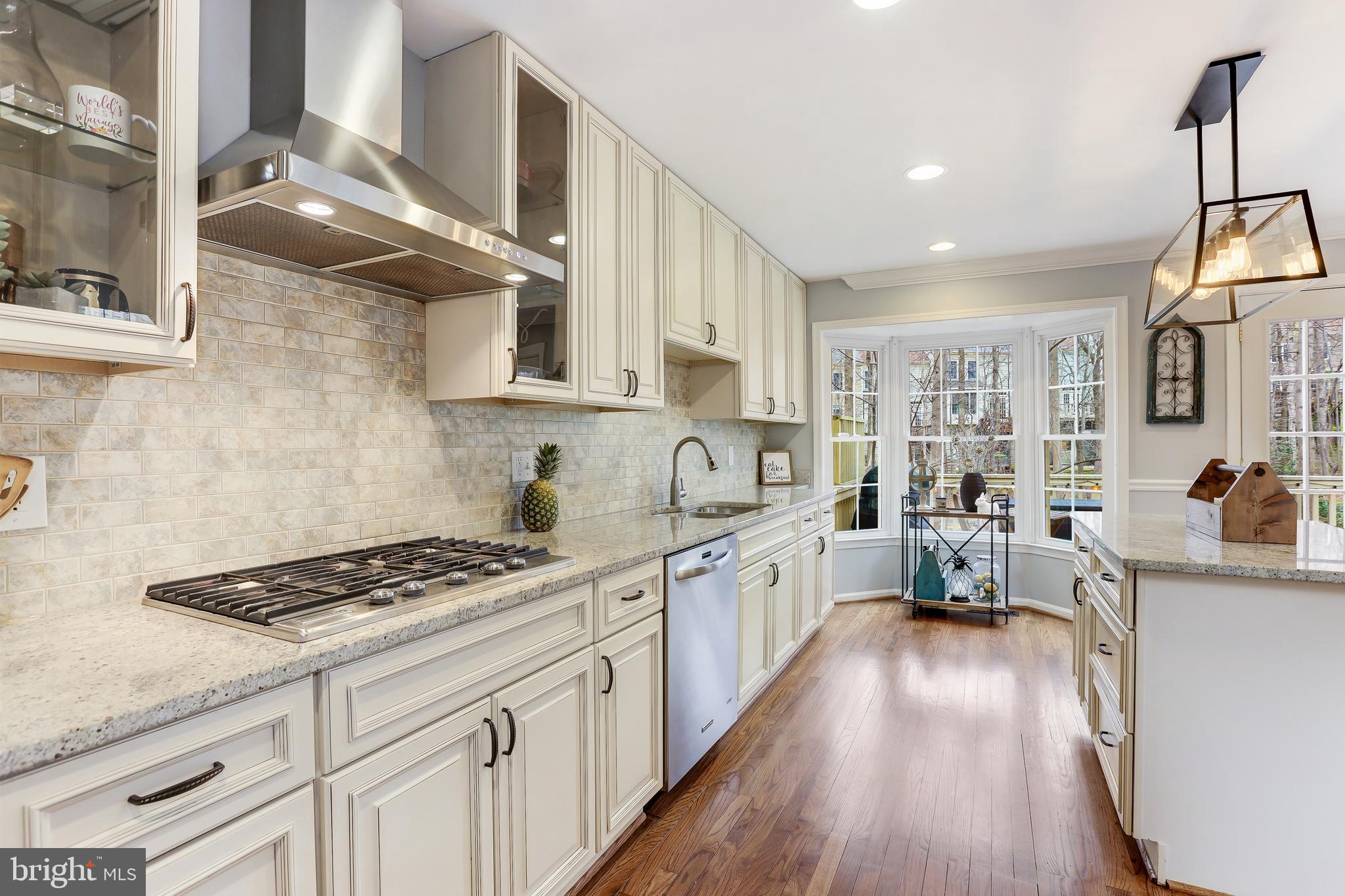 1369 Heritage Oak Way Reston, VA 20194 - Photo 23 of 48
