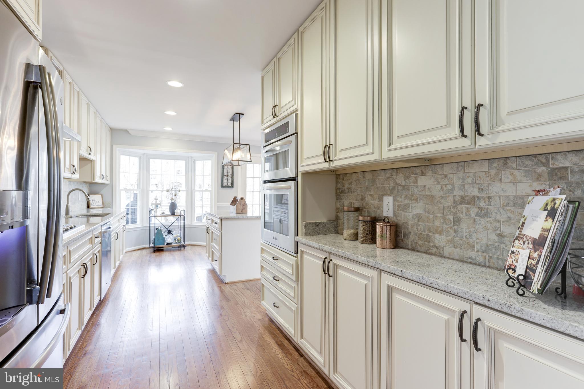 1369 Heritage Oak Way Reston, VA 20194 - Photo 25 of 48