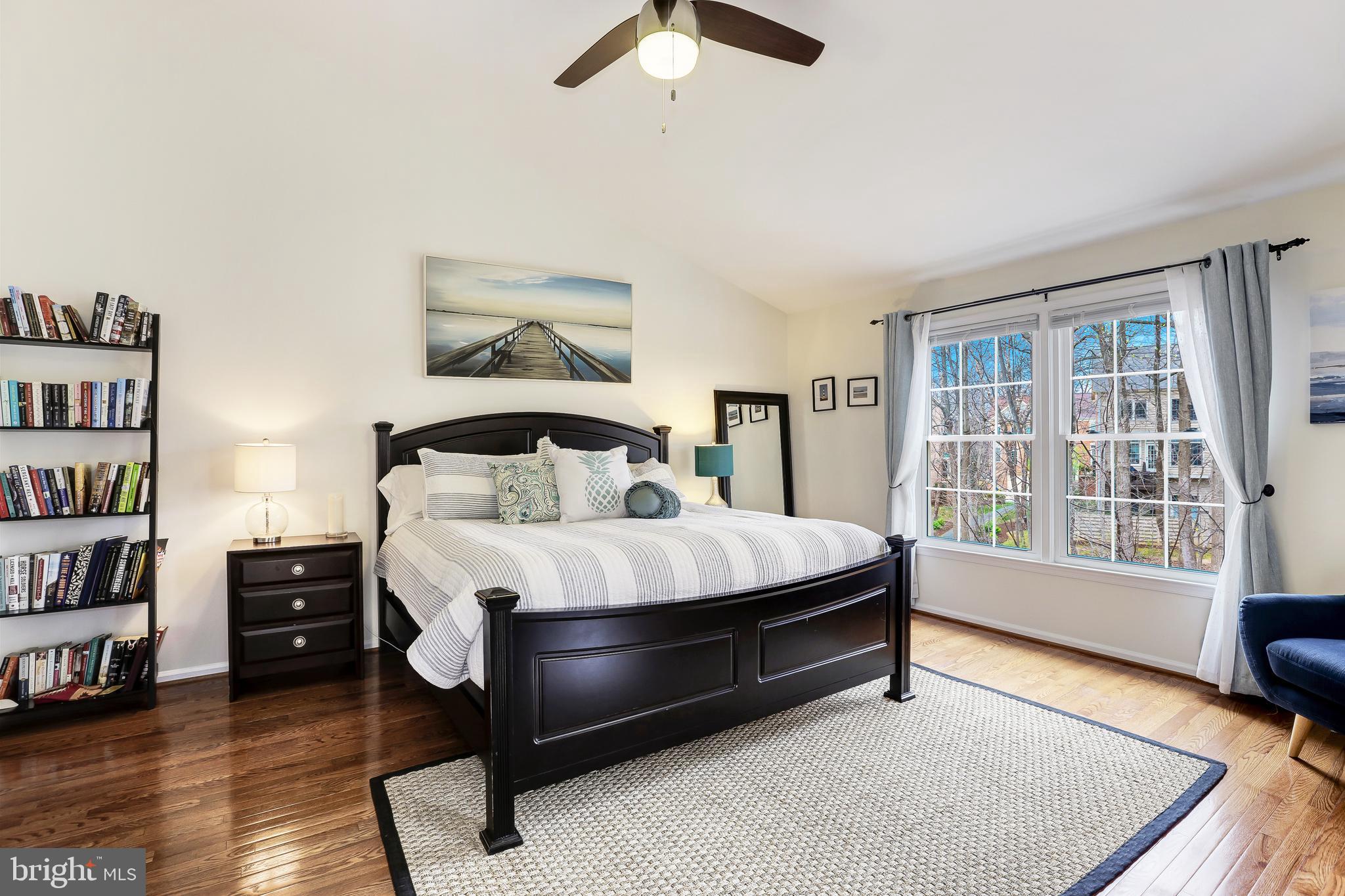 1369 Heritage Oak Way Reston, VA 20194 - Photo 28 of 48