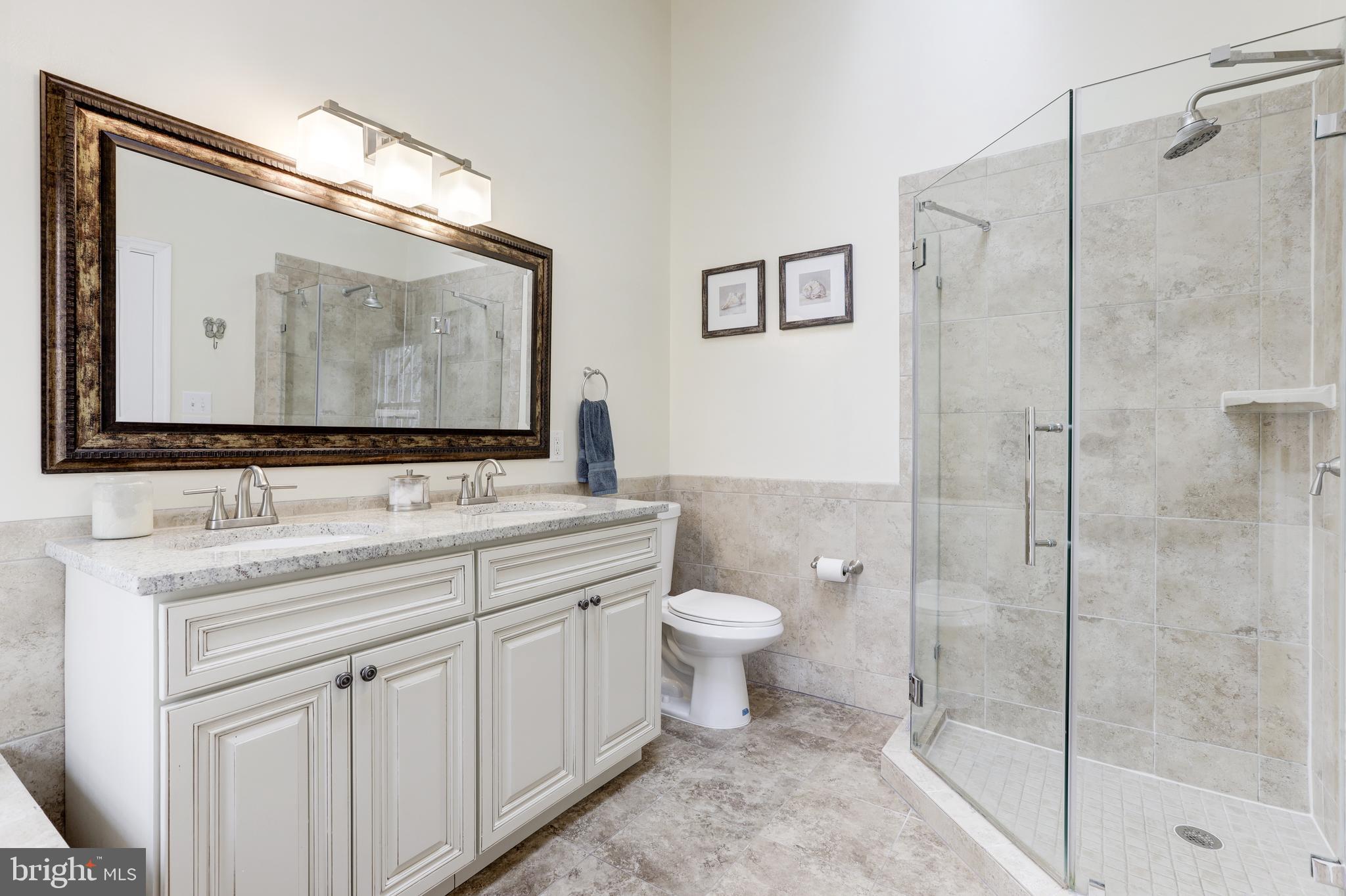 1369 Heritage Oak Way Reston, VA 20194 - Photo 30 of 48