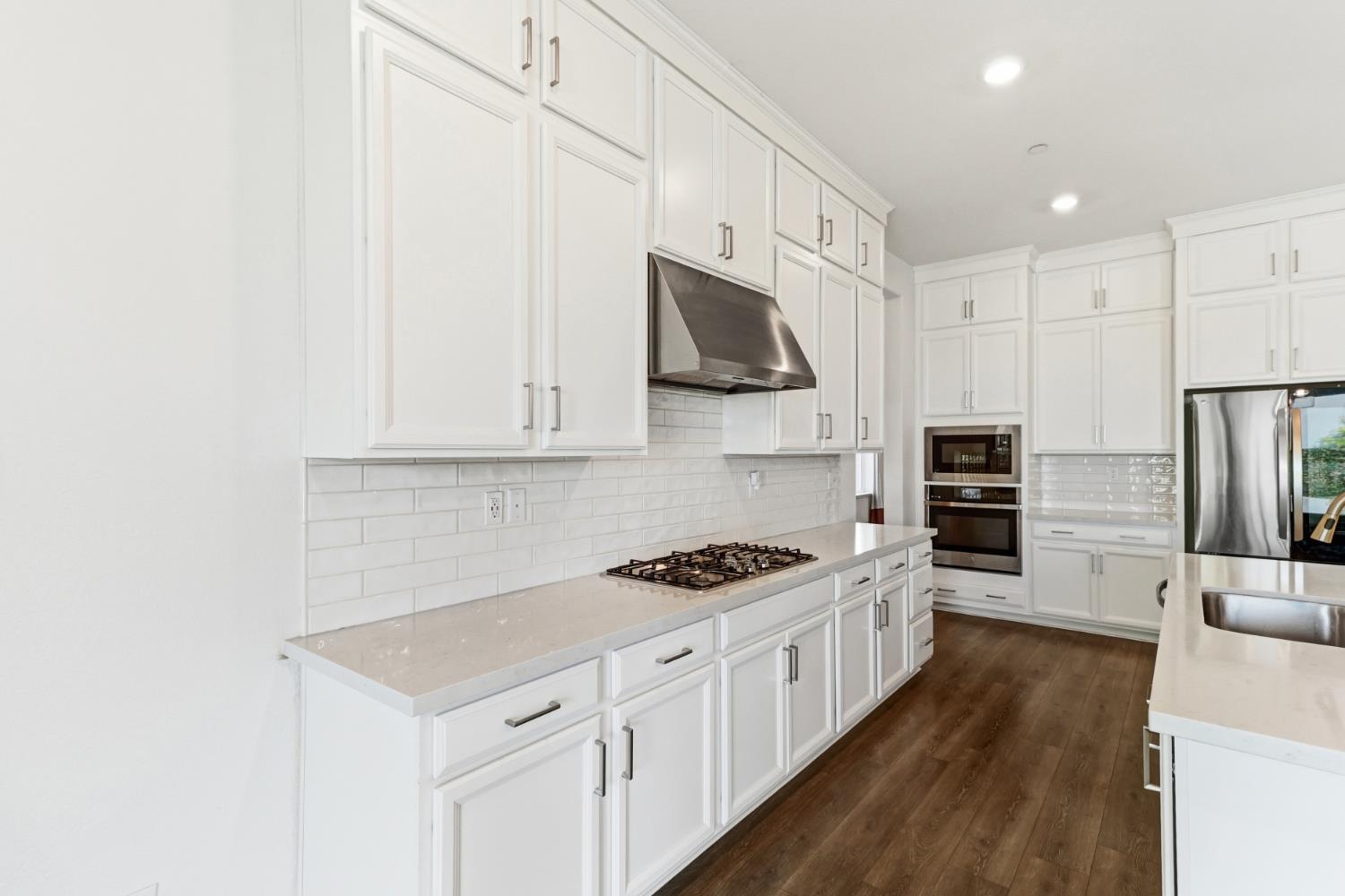 7606 Afonso Way Elk Grove, CA 95757 - Photo 16 of 79