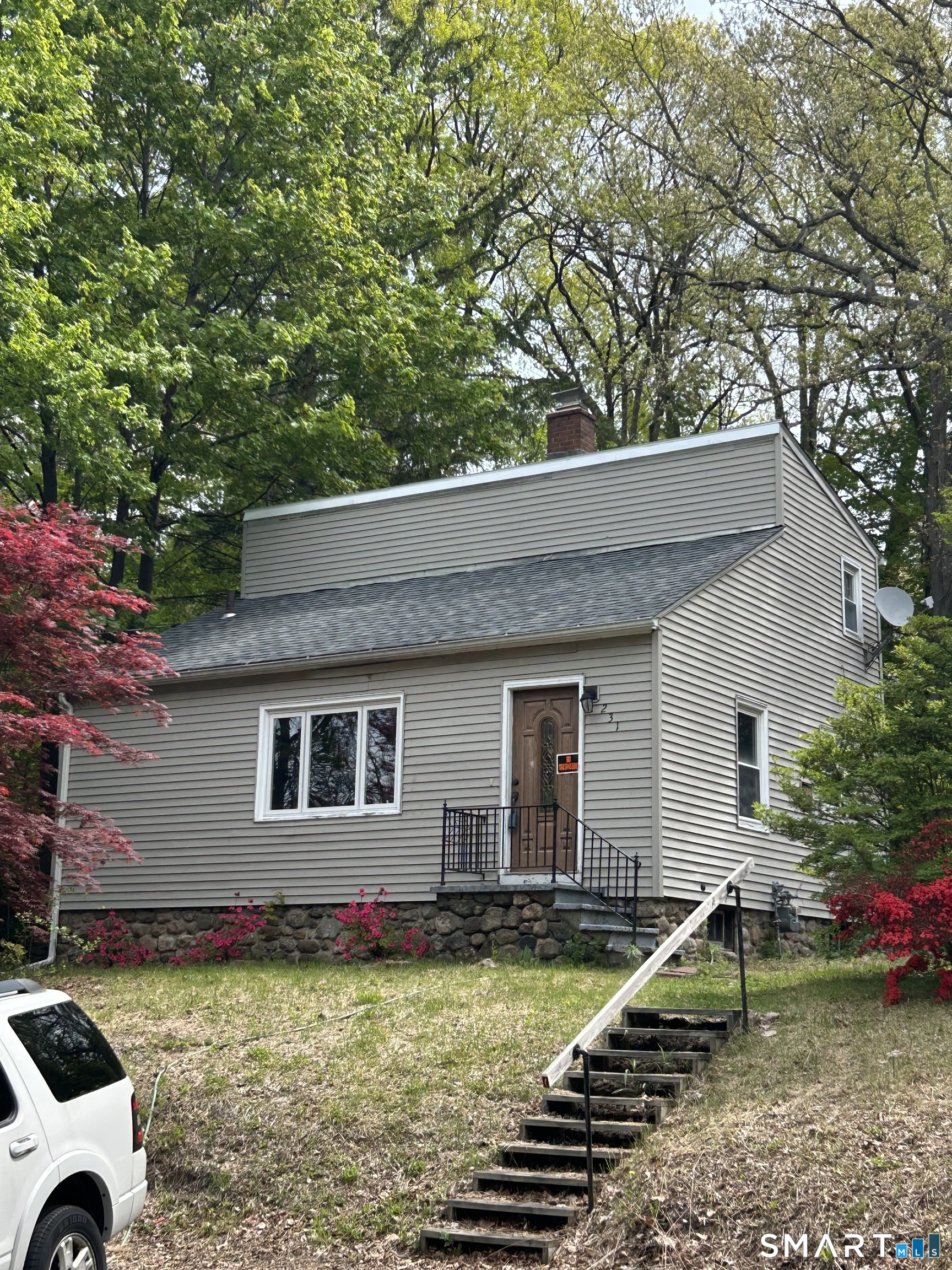 231 Patterson Street Torrington, CT 06790 - Photo 2 of 20
