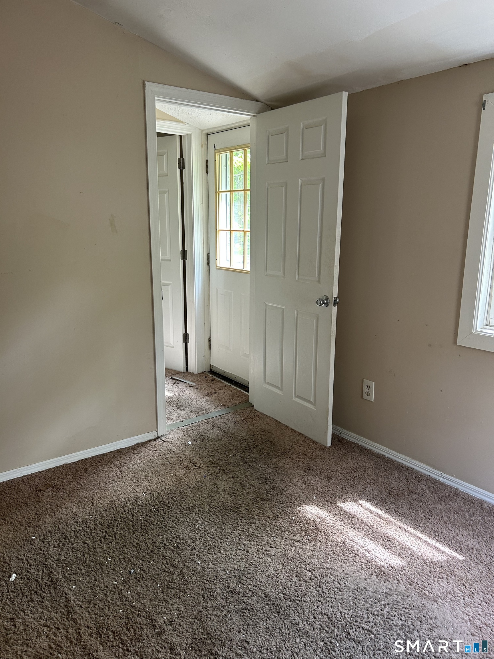 231 Patterson Street Torrington, CT 06790 - Photo 3 of 20