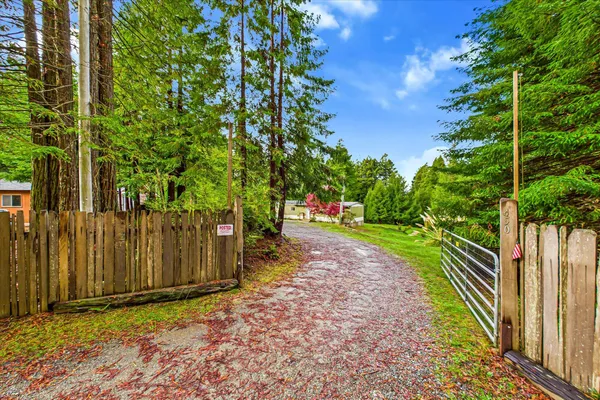 $450,000 | 450 Stephens Lane, Bayside, CA 95524