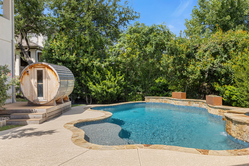 305 Enchanted Hilltop Way Austin, TX 78738 - Photo 25 of 28 Outdoor pool with a patio