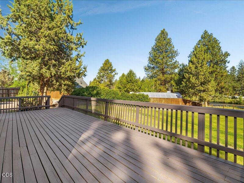 61170 Ferguson Road Bend, OR 97702 - Photo 10 of 55